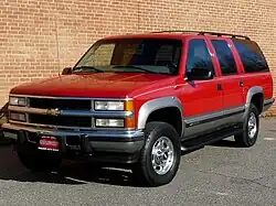 GMT400 Chevrolet Suburban 2500 TurboDiesel (Silverado Trim)