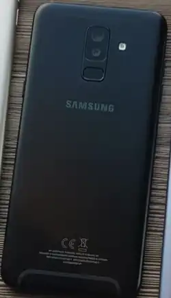 Samsung Galaxy A6+ (Rückseite)
