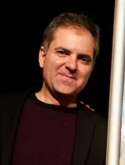 Regisseur und Drehbuchautor Galder Gaztelu-Urrutia (links) und Hauptdarstellerin Milena Smit (rechts)