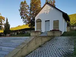 Gebäude am alten Friedhof in Stetten
