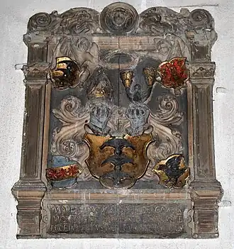 Gedenkstein des Dompropstes Marquard vom Stein anlässlich der Renovierung des Chores 1555