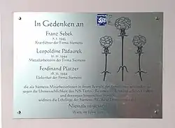 Gedenktafel für die Widerstandskämpfer gegen den Nationalsozialismus Franz Sebek, Leopoldine Padaurek und Ferdinand Platzer in Wien 2, Vorgartenstraße 148