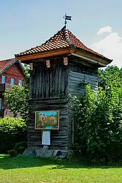 Ehemaliger Glockenturm von 1838 am Wallberg der Burganlage