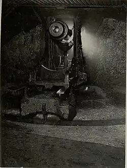 120-mm-Minimal­scharten­kanone M80 im Geschützbunker