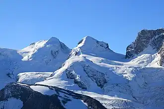 Castor (links) und Pollux mit Zwillings- und Schwärzegletscher Oktober 2017