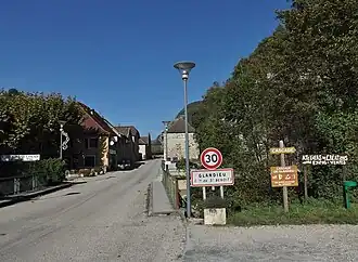 Die Grenze zwischen Brégnier-Cordon und Saint-Benoît