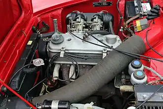 Motorraum Glas 1700 GT