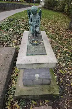 Altstädter Friedhof, Grabmal Charlotte Grimm