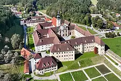 Gesamtansicht vom Stift Rein