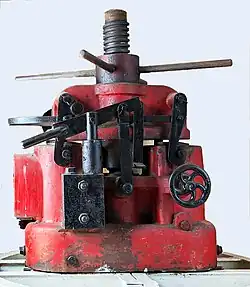 Hydraulikkelter mit Oberdruck - Mechanik