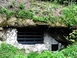 Grotte in Acquin-Westbécourt