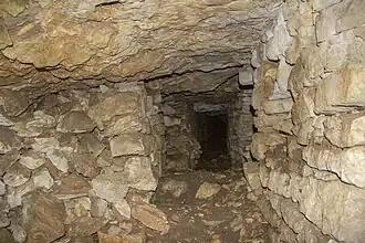 Der Stollen von innen nahe dem Eingang