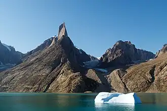 Grundtvigskirken vom Ikaasagajik aus gesehen