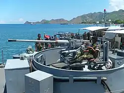 Geschütz auf einem osttimoresischen Patrouillenboot