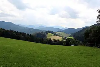 Blick vom Etschenberger (Gollinger) bei Gutenstein Richtung Schneeberg