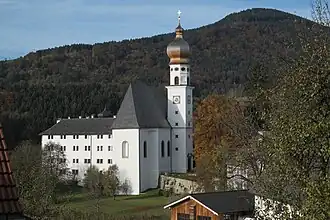 Ehem. Augustiner-Chorherrenstift in Höglwörth
