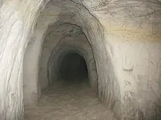 Gänge im Inneren der Höhle