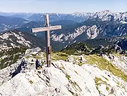 Höllentorkopf Gipfel Blick Richtung Osterfelderkopf