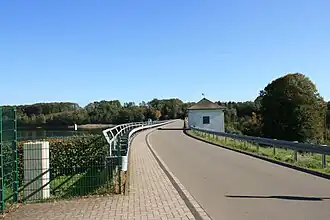 Staudamm der Bevertalsperre