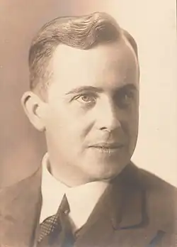 Bauunternehmer Huibert van Saane um 1930, kurz bevor er mit der Planung des Geuzenhof begann, den er entwickeln, bauen und in Eigenregie verwalten wollte. Familienarchiv Van Saane