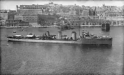 HMS Basilisk vor Malta