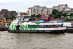 Die Harburg am Betriebsponton St. Pauli Fischmarkt (2023)