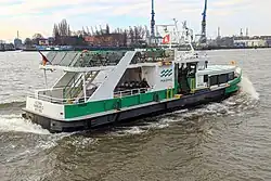 Die Altona beim Anleger Landungsbrücken (2023)