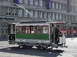 Historischer Triebwagen 4 aus der Anfangszeit der Straßenbahn (2004)