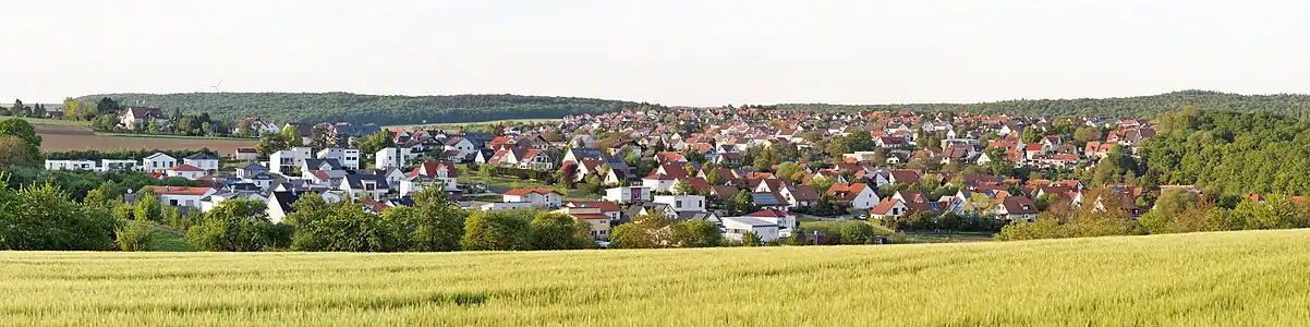 Blick von Südwesten auf Hambach