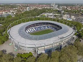 Das Stadion im Jahr 2016 mit altem Namenszug