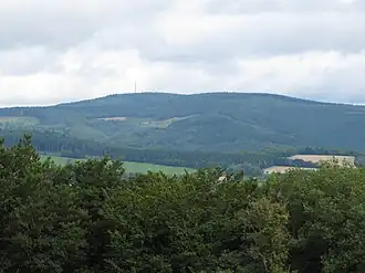 Mont Haut-Folin vom Mont Beuvray aus gesehen