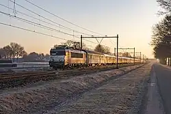 Der Zug unterwegs in den Niederlanden.