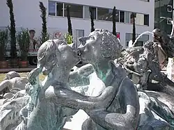 Detailaufnahme des Theaterbrunnens