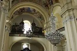 Hejnice, interiér kostela, varhany (1)