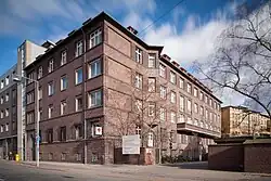 Expressionistischer Gebäudeteil der Henriettenstiftung an der Sallstraße (Lage52.3694719.753873)