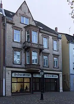 Geschäfts- u. Wohngebäude, Ewaldstr. 26