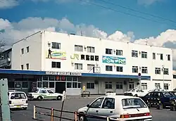 Ostausgang vor dem Bau der Fußgängerpassage (September 1993)