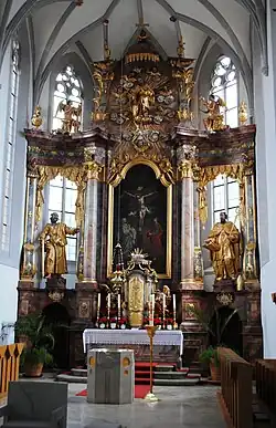 Der Hochaltar in der Kreuzkirche
