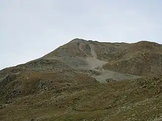 Der Hohe Dieb mit Nord- und Südgipfel von Osten aus gesehen