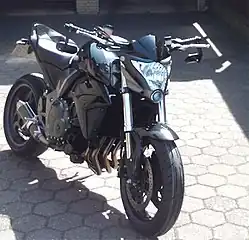 CB 1000 RA mit diversen Umbauteilen