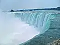 Horseshoe Falls, gesehen vom Table Rock Centre in Niagara Falls, Ontario