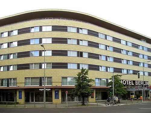 Hotel Berlin, Berlin, Lützowplatz, 1986–1987