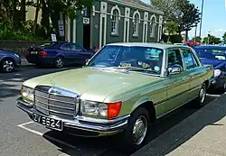 350 SE, Rechtslenker