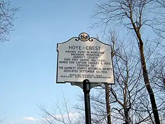 Das Gipfelkreuz am Hoye-Crest