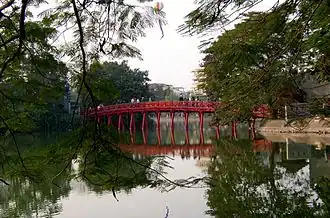 The-Huc-Brücke am Hoan-Kiem-See