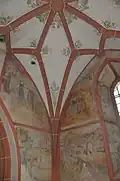 Ansicht mit Kreuzgewölbe und Fresken