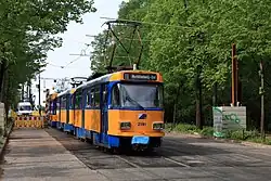 Tatra T4D-M auf der Linie 11 in Con­ne­witz