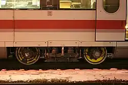 Messradsätze im Dreh­gestell des alten ICE-S-Mittelwagens 801 422