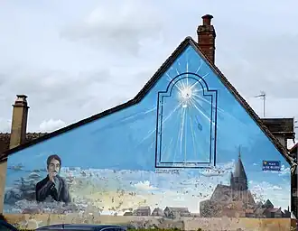 Hommage an Marcel Proust an einer Hauswand (Place du gué Bellerin)