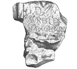 Grabsteinfragment des Aurelius, Zenturio der Cohors I Dalmatorum